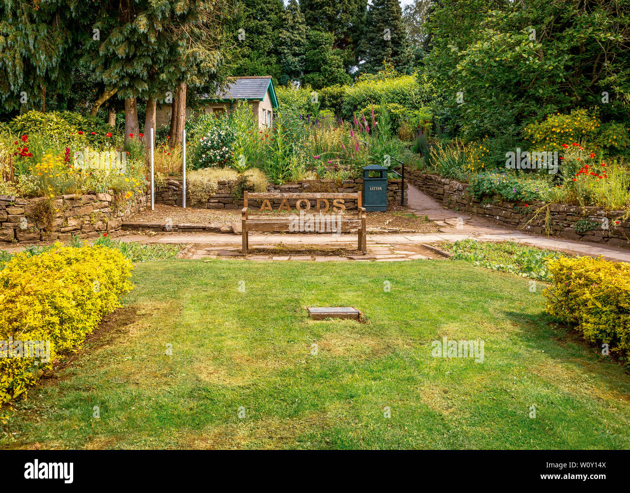 Beautiful Linda Vista Gardens in bloom in Abergavenny Stock Photo - Alamy