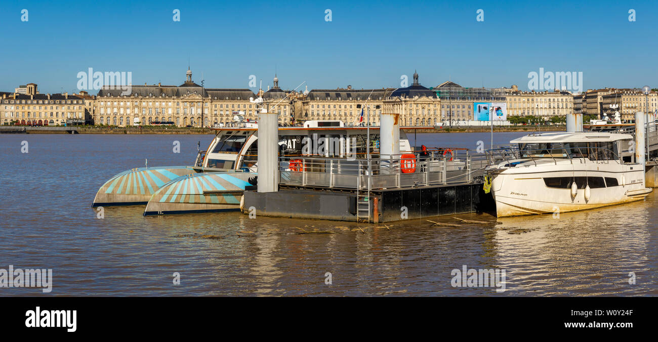 Pontoon dock and mooring jetty on the Garonne River in Bordeaux, Gironde, France. Stock Photo