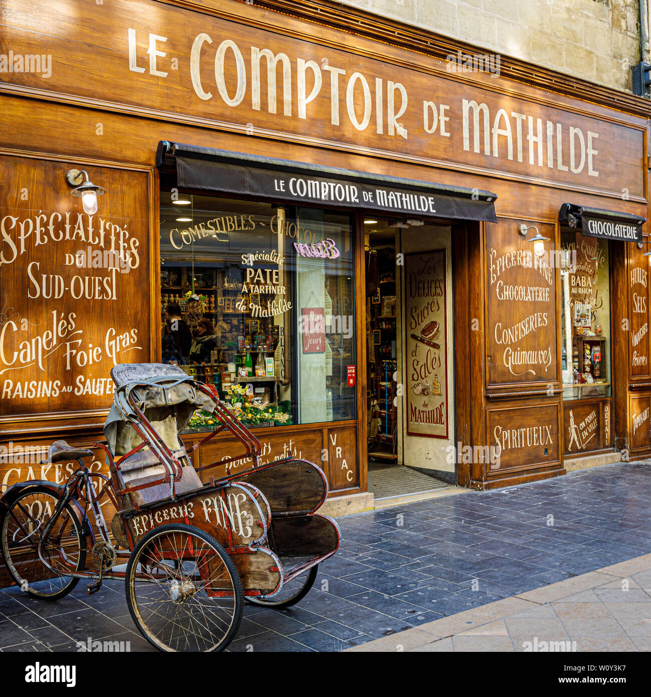 Le Comptoir De Mathilde, on Rue Sainte-Catherine, Bordeaux, France. A chain  of stores specialising in confectioneries and specialities Stock Photo -  Alamy