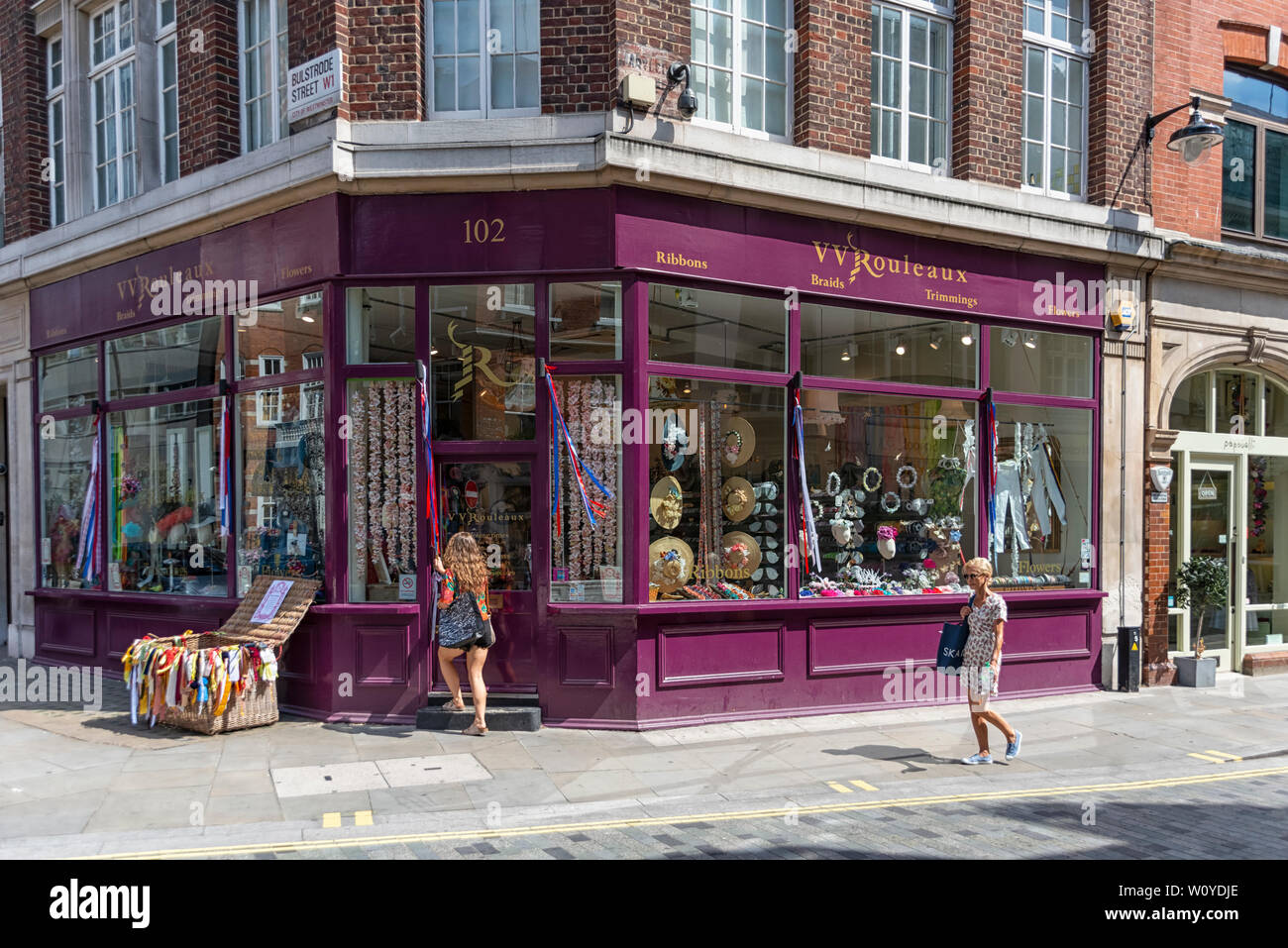 Haberdashery Shop High Resolution Stock Photography and Images Alamy