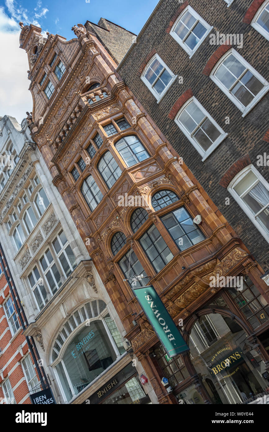 LONDON;  Browns Brasserie & Bar Restaurant in Maddox Street Stock Photo