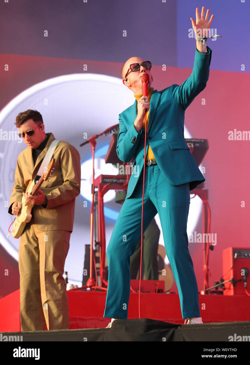 two door cinema club tour dates two door cinema club tour dates