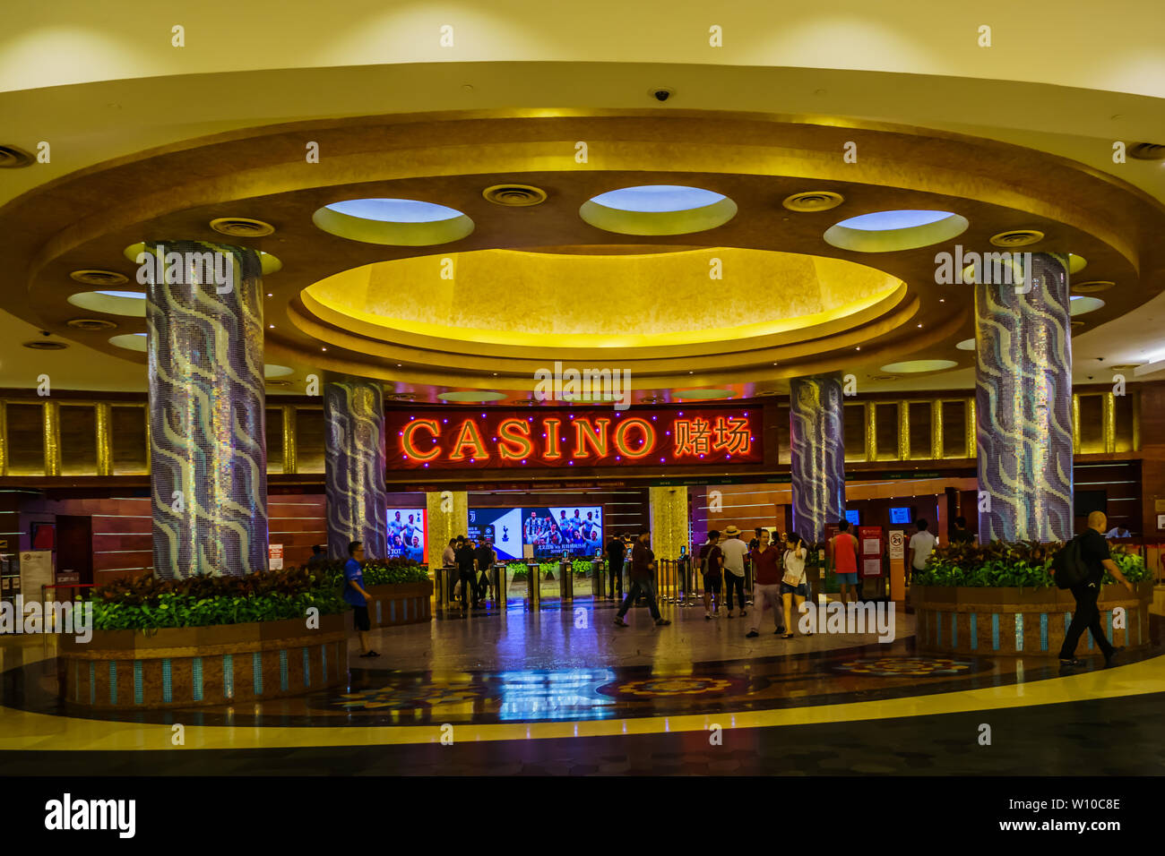 Resorts World Sentosa Casino Hi Res Stock Photography And Images Alamy