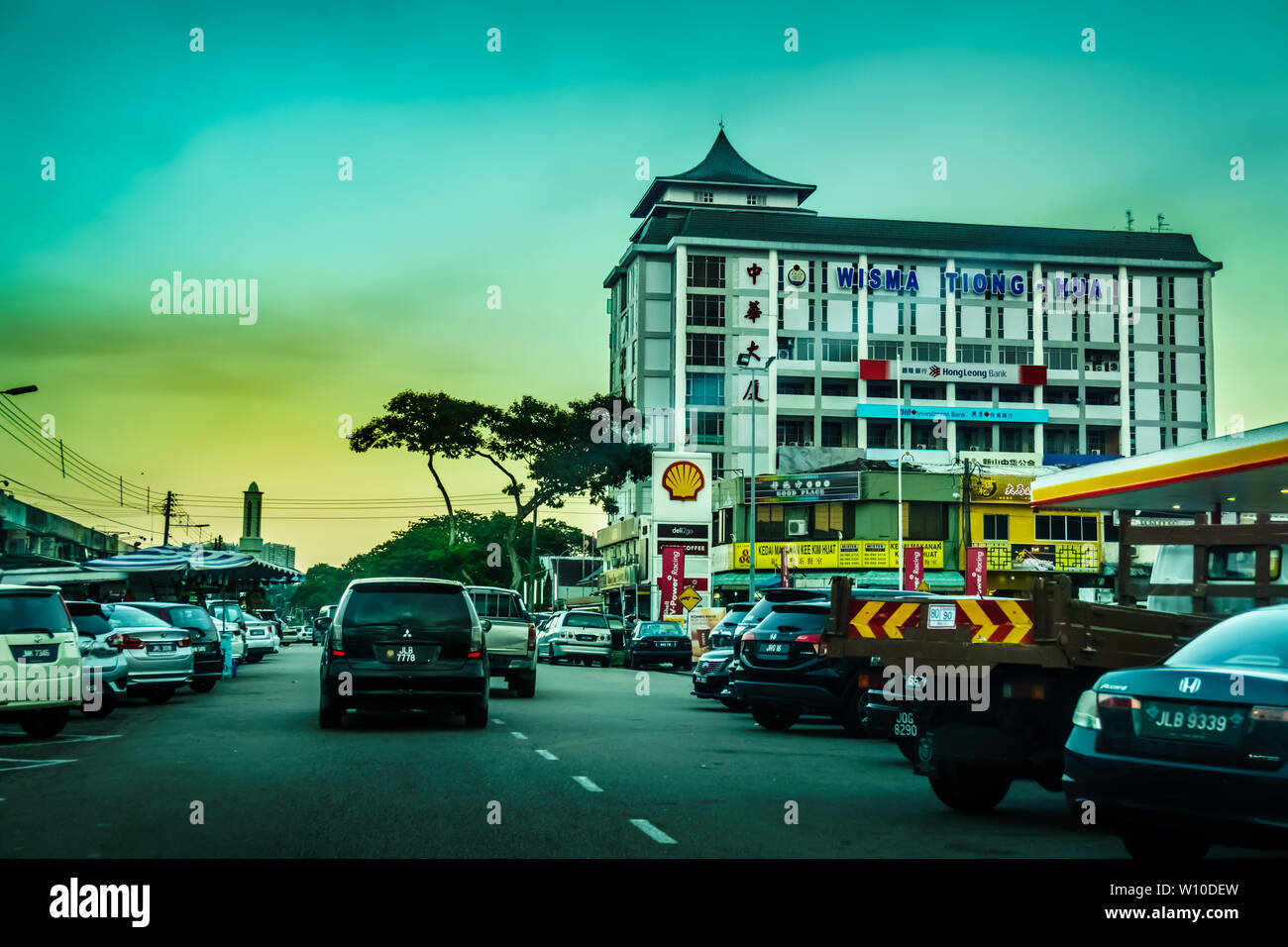 Wisma tiong hua hi-res stock photography and images - Alamy