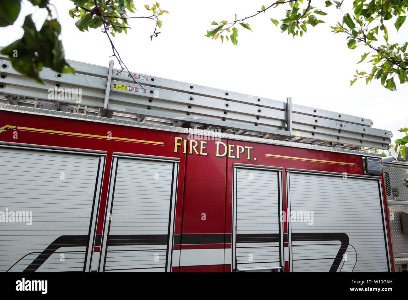 Fire truck ladder rescue hi-res stock photography and images - Alamy
