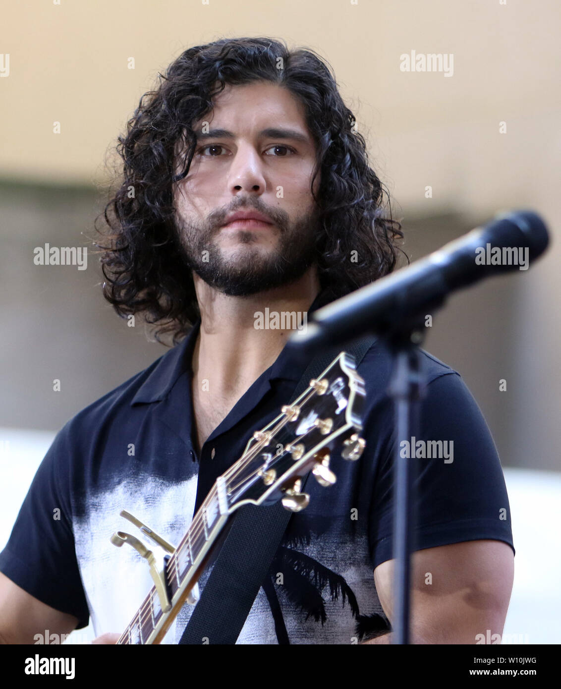 Dan smyers of dan shay hi-res stock photography and images - Alamy