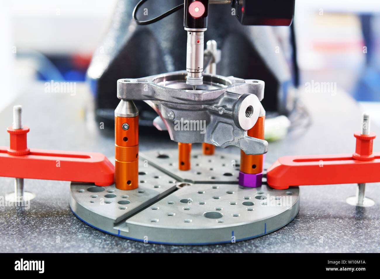 Close up automatic coordinate measurement machine (CMM) for inspection