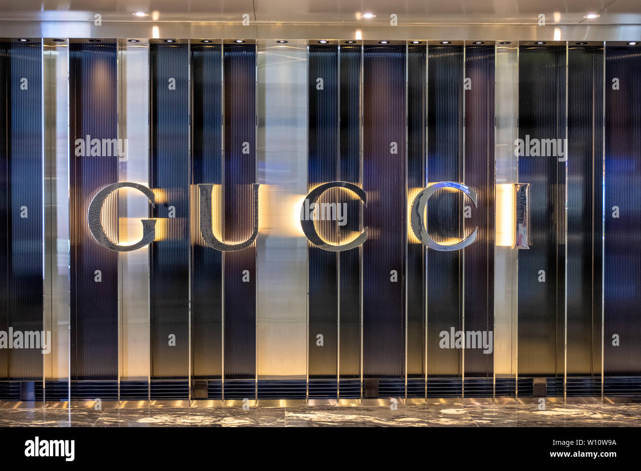 Hong Kong, China - May 06 2018 : Front of name shop GUCCI store modern luxury design in department store Stock Photo - Alamy