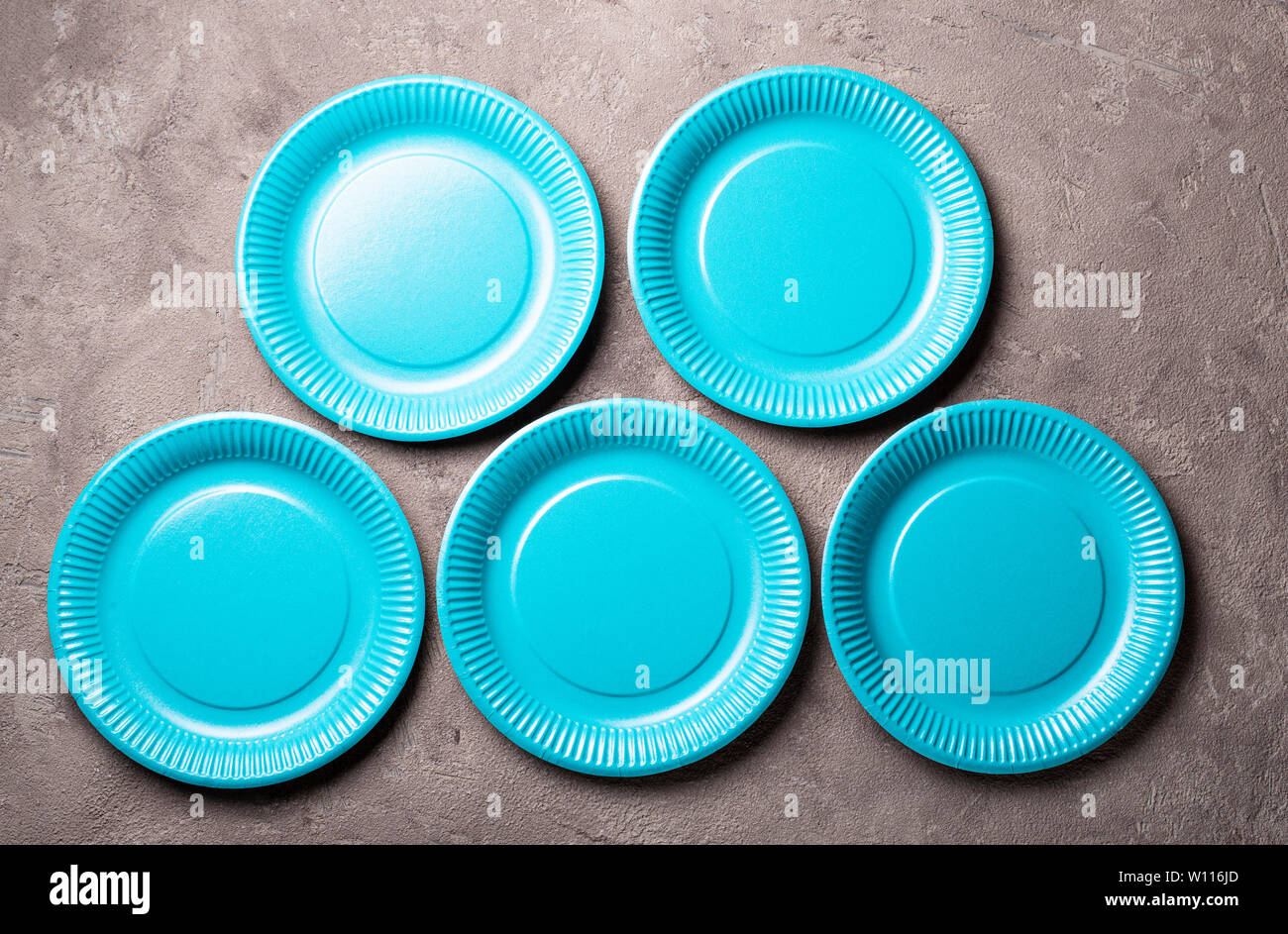 Unique Eco-Friendly Paper Plates - 23cm, Light Blue Polka Dots, Pack Of 8, Plastic-Free Disposable Plates