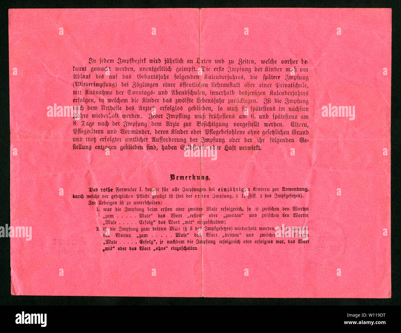 Europa, Deutschland, Hamburg, roter Impfschein , Rückseite, ausgestellt am 13. 02. 1893, siehe auch Nr. 1006009 . / Europe, Germany, Hamburg, red ce Stock Photo