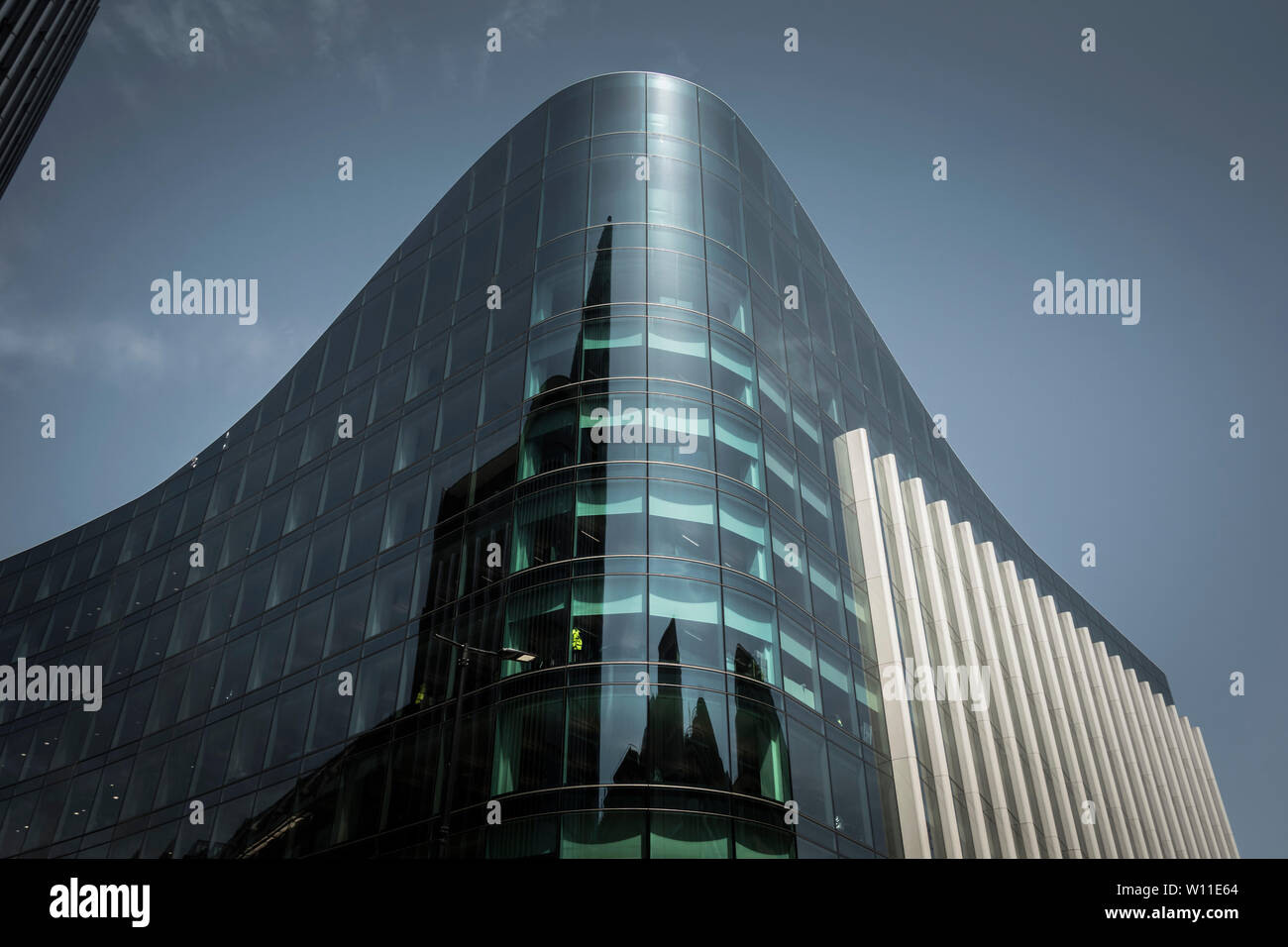 Goldman Sachs' Plumtree Court European headquarters building on Stonecutter Street, City of London, UK Stock Photo
