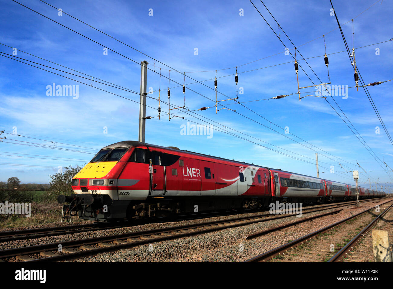 Virgin trains 82206, East Coast Main Line Railway, Peterborough, Cambridgeshire, England, UK Stock Photo