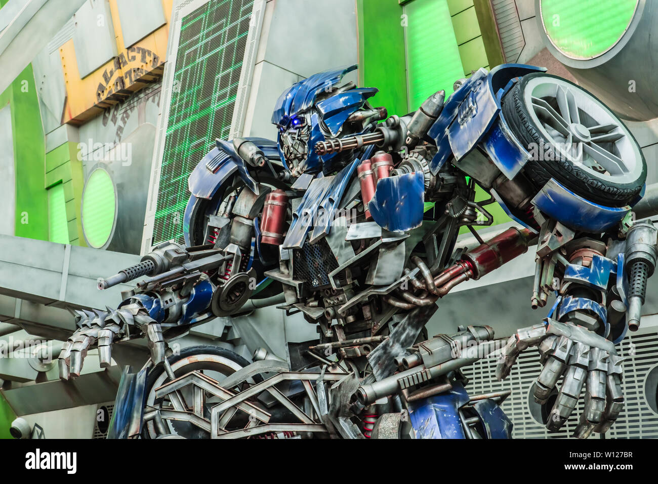 Singapore09 SEP 2017transformers prime metal robot figure display in