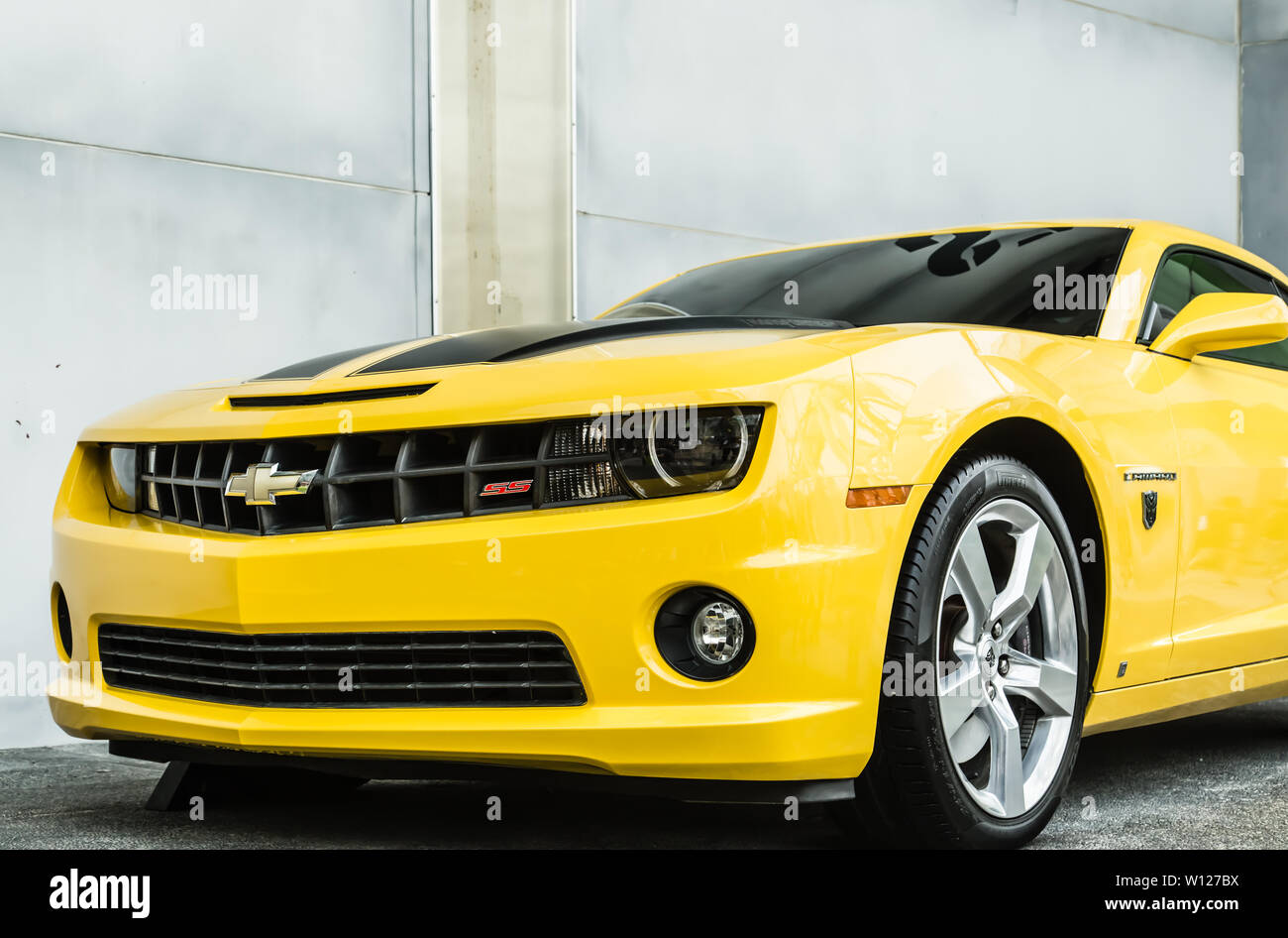 Transformers 4 Bumblebee Car