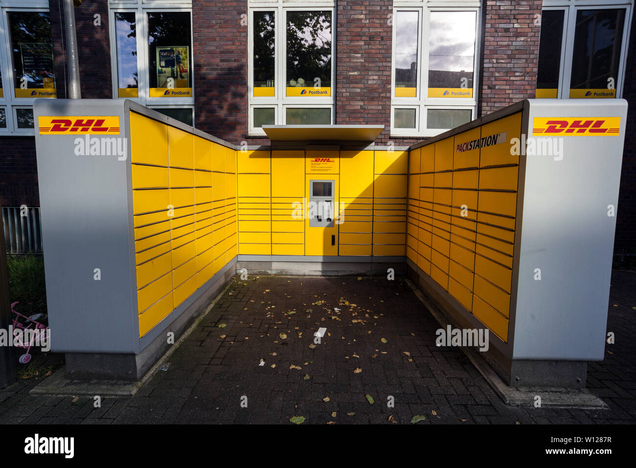 Deutsche post office hires stock photography and images Alamy