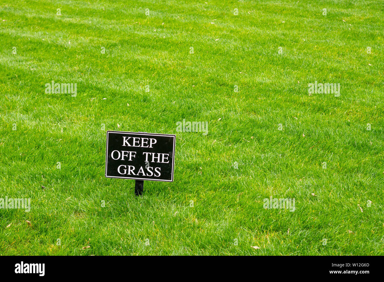 Abbott Collection Home Keep Off Grass Ground Sign