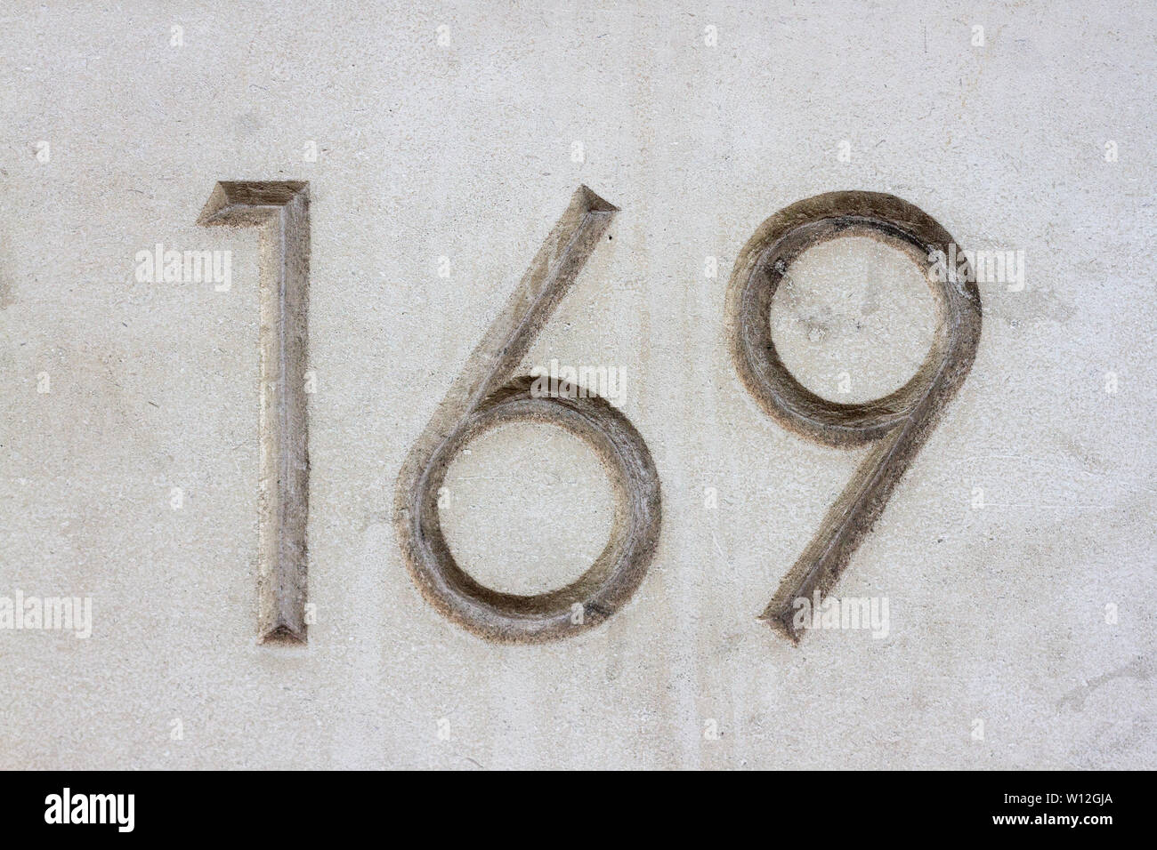 House number 169 hi-res stock photography and images - Alamy