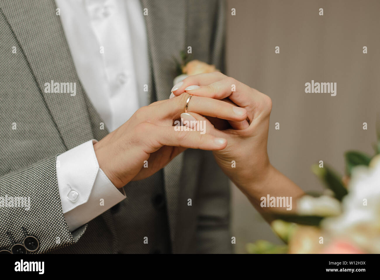 Exchange of clearance rings at wedding