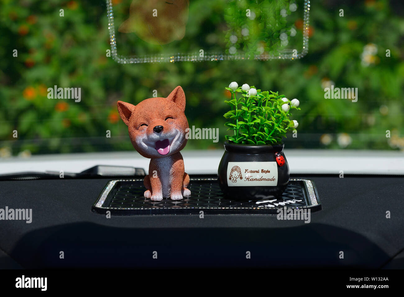 Car furnishings dog furnishings cute doll material details main picture material buckle-free picture png psd doll dog animal cartoon image dog cartoon character png material PSD material Taobao material Tiancat material JD material Stock Photo