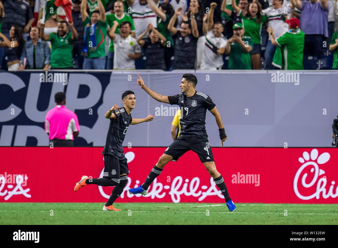 Houston, TX, USA. 29th June, 2019. Mexico forward Raul Jimenez (9) celebrates his goal during the 1st half of a CONCACAF Gold Cup quarterfinals soccer match between Costa Rica and Mexico at NRG Stadium in Houston, TX. Trask Smith/CSM/Alamy Live News Stock Photo