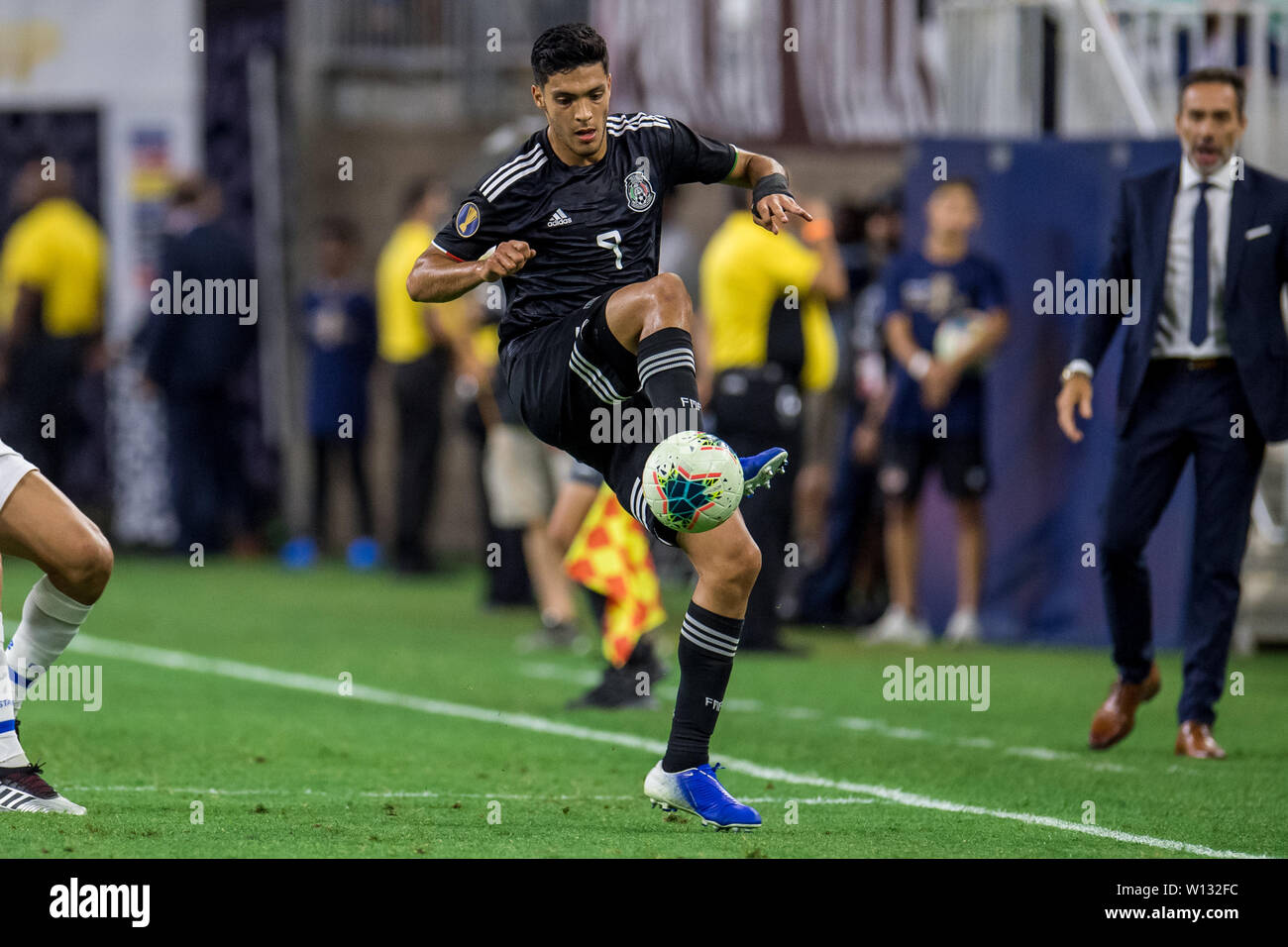 Houston, TX, USA. 29th June, 2019. Mexico forward Raul Jimenez (9) controls the ball during the 1st half of a CONCACAF Gold Cup quarterfinals soccer match between Costa Rica and Mexico at NRG Stadium in Houston, TX. Trask Smith/CSM/Alamy Live News Stock Photo