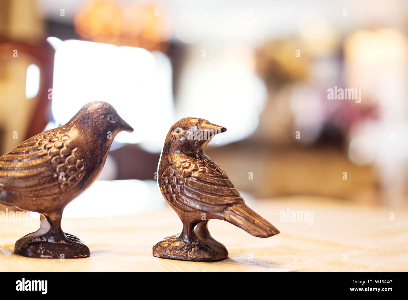 Copper birds hires stock photography and images Alamy