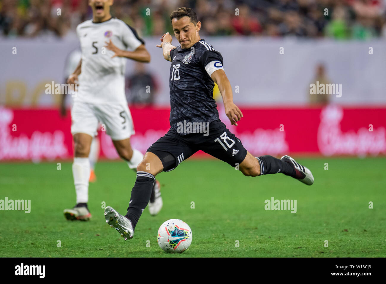 June 29, 2019: Mexico midfielder Andres Guardado (18) controls the ball during the 2nd half of a CONCACAF Gold Cup quarterfinals soccer match between Costa Rica and Mexico at NRG Stadium in Houston, TX. Mexico won on penalty kicks 1-1 (5-4).Trask Smith/CSM Stock Photo