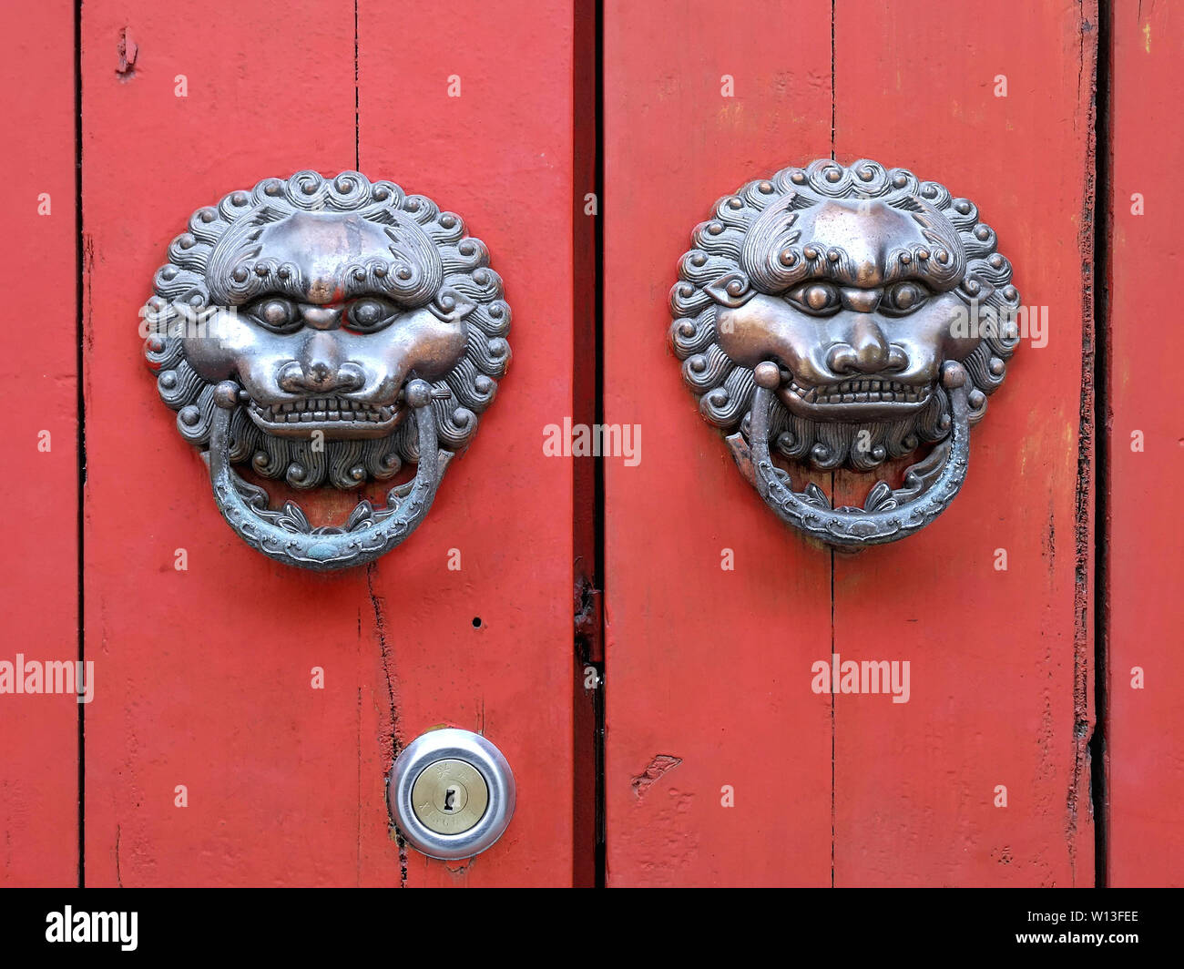Close-up of wooden doors of Chinese classical architecture Stock Photo ...