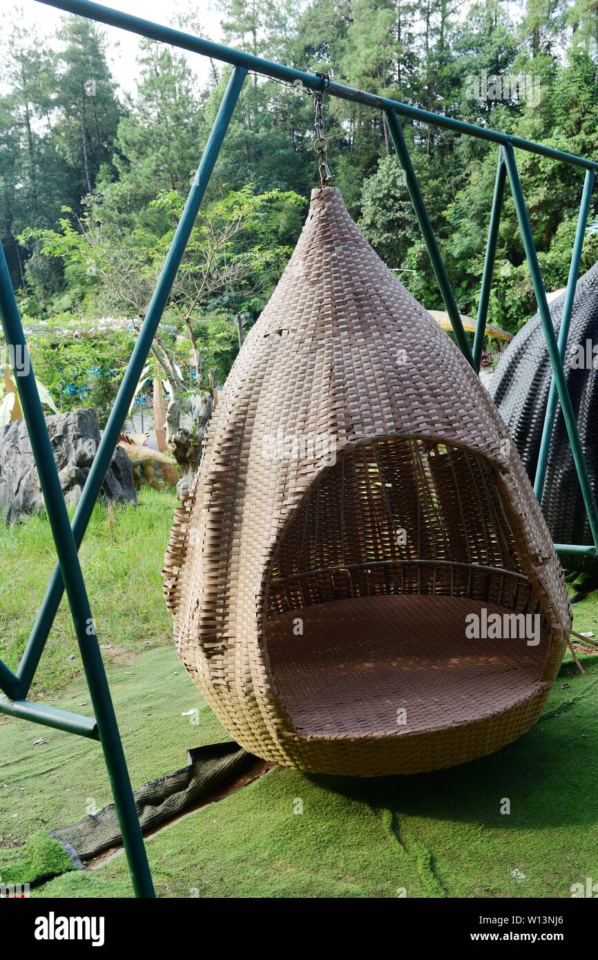 Bird nest hanging clearance chair