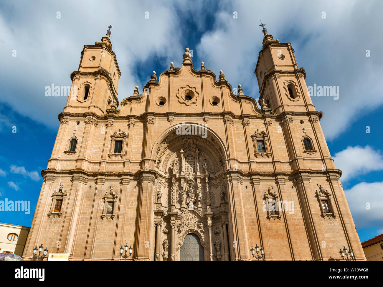 Iglesia de Santa Maria la Mayor, Plaza de Espana in Alcaniz, Teruel ...