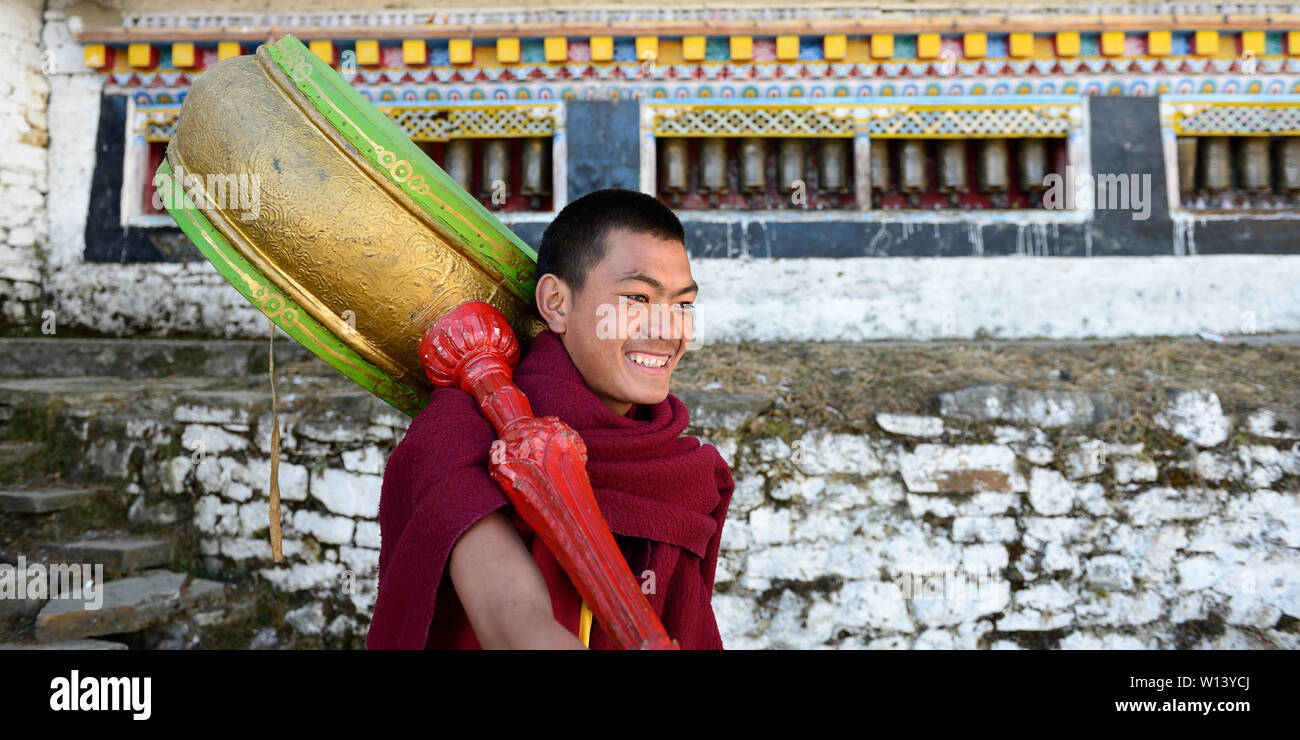 Tibetan drum hi-res stock photography and images - Alamy