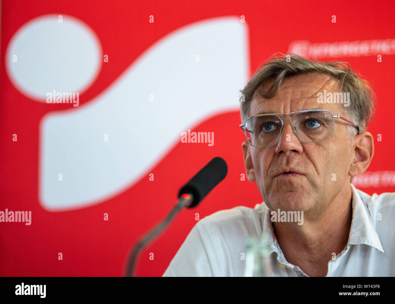 Munich Germany 30th June 19 Mathias Boenke Managing Director Of Intersport Austria And Germany Speaks At The Half Year Press Conference At The Outdoor By Ispo Leisurewear And Sports Fair Credit Lino Mirgeler Dpa Alamy