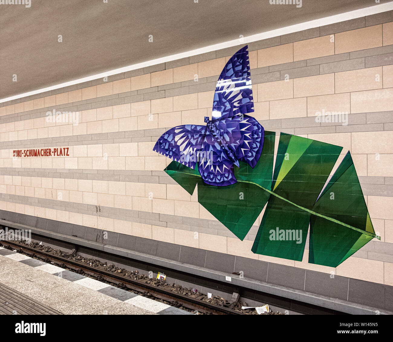 U Kurt Schumacher Platz, Underground U-bahn Railway station