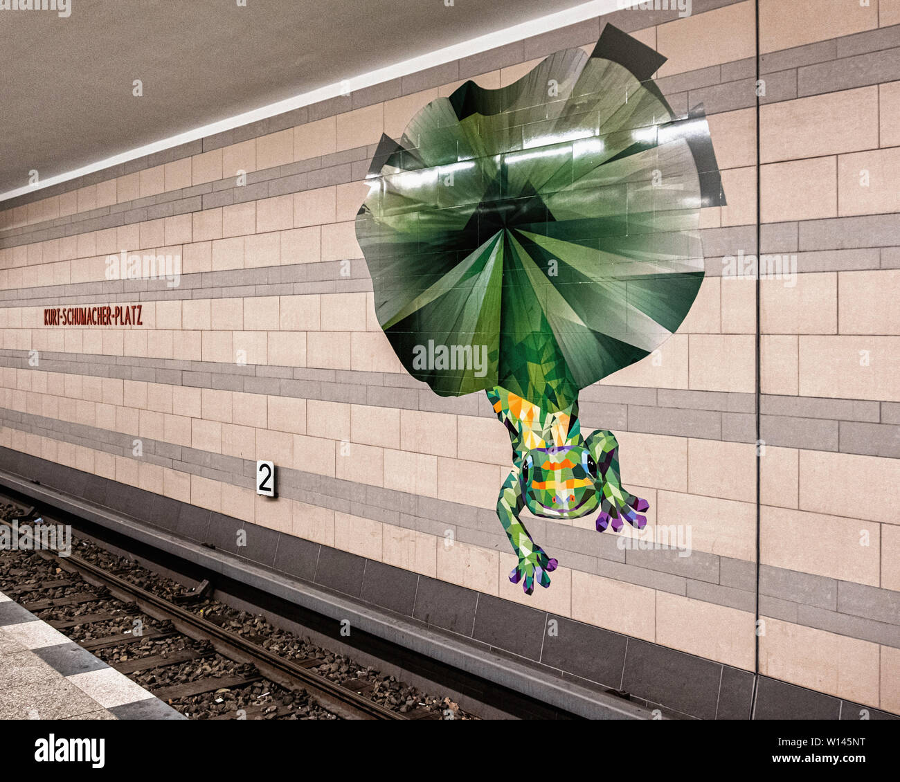 U Kurt Schumacher Platz, Underground U-bahn Railway station