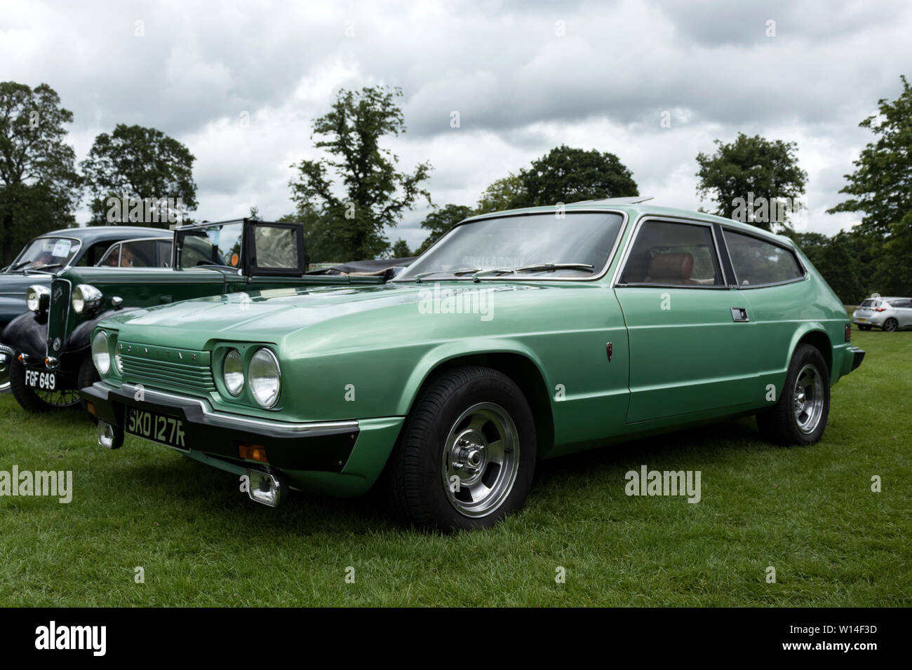 Reliant Scimitar Car High Resolution Stock Photography and Images - Alamy