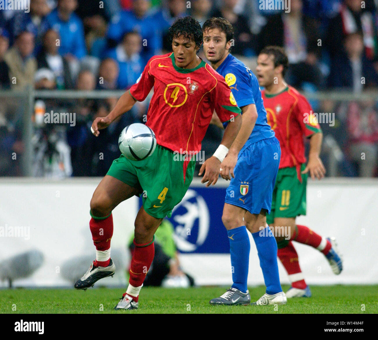 Ruhrstadion Bochum Germany 5.6.2004, Football: UEFA Under 21 European Championships, Italy (blue) vs Portugal (red) ---- Bruno Alves (POR) Stock Photo