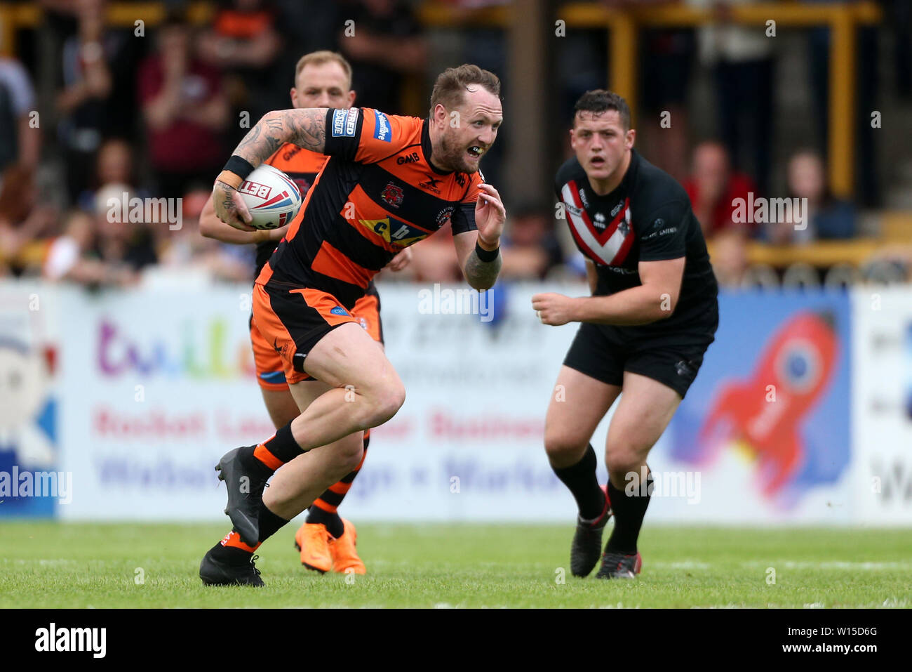 Castleford Tigers' Daniel Smith during the Betfred Super League match at the Mend-A-Hose Jungle, Castleford. Stock Photo