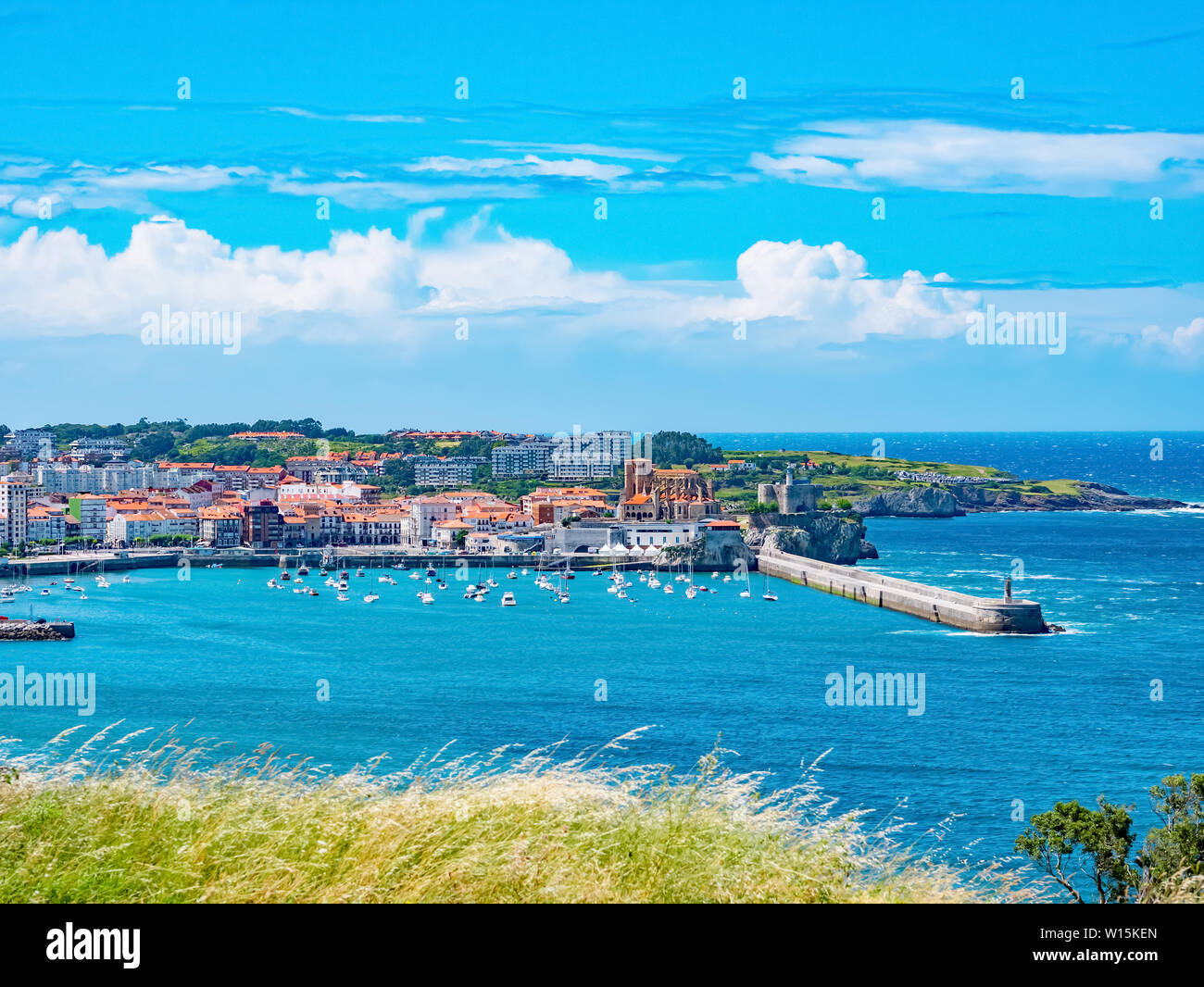 Scenery landscape of fishing port on the Camino de Santiago. Cityscape and  boats in the sea. Castro Urdiales, Cantabria, Spain Stock Photo - Alamy