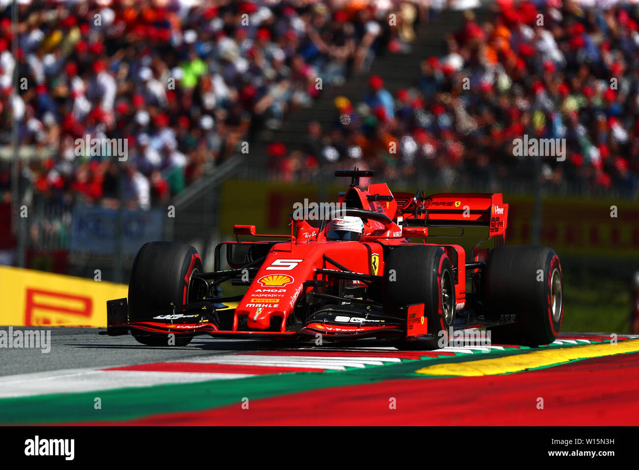 sebastian vettel live