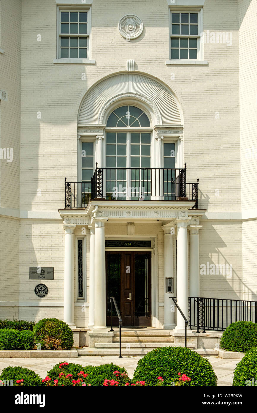 Embassy of the United Arab Emirates Education Affairs Office, Nellie and Isabelle Sedgeley House, 2406 Massachusetts Avenue NW, Washington DC Stock Photo