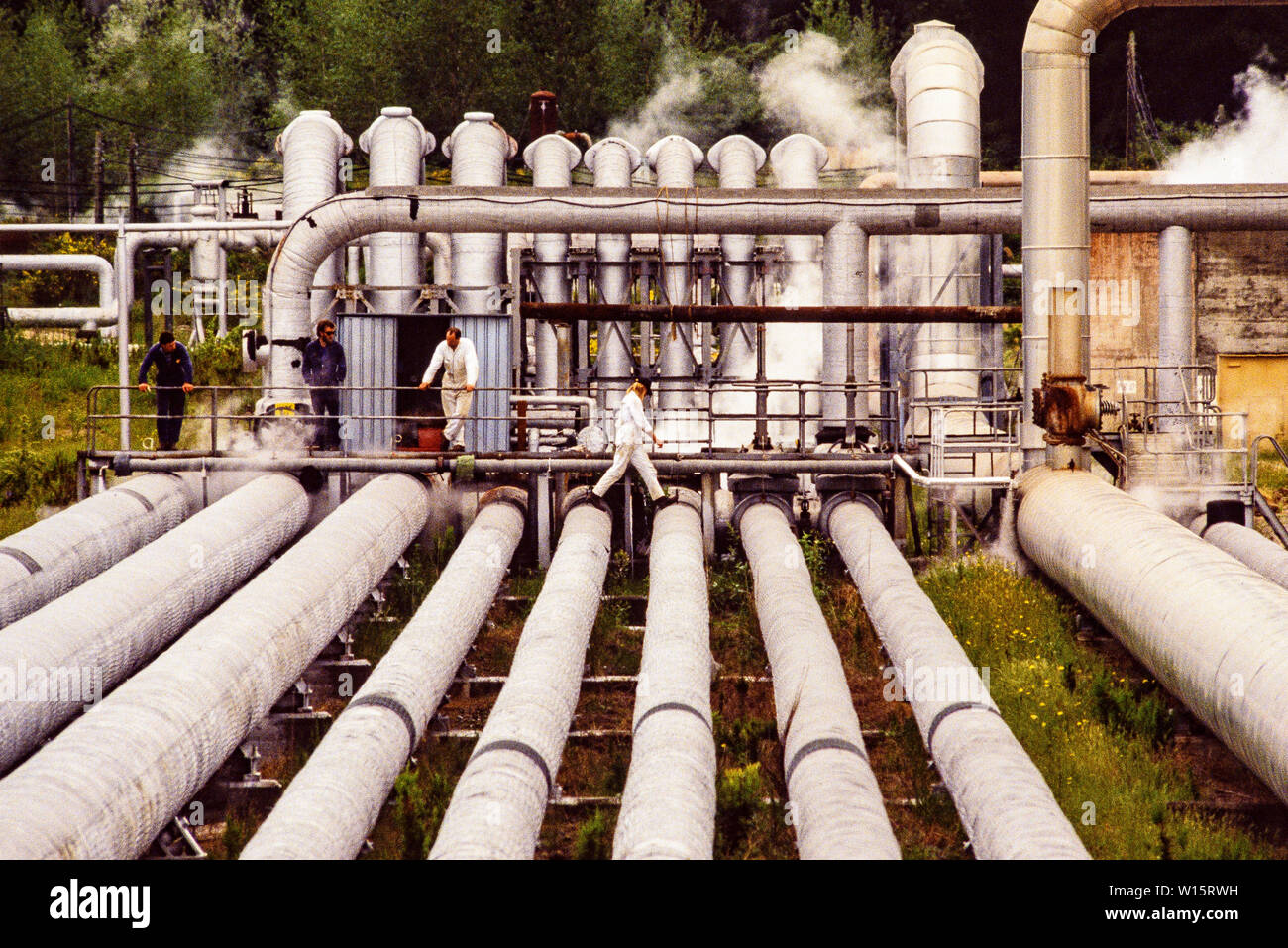 New Zealand, North Island. The Wairakei Power Station is a geothermal power station near the Wairakei Geothermal Field in New Zealand. Wairakei lies i Stock Photo