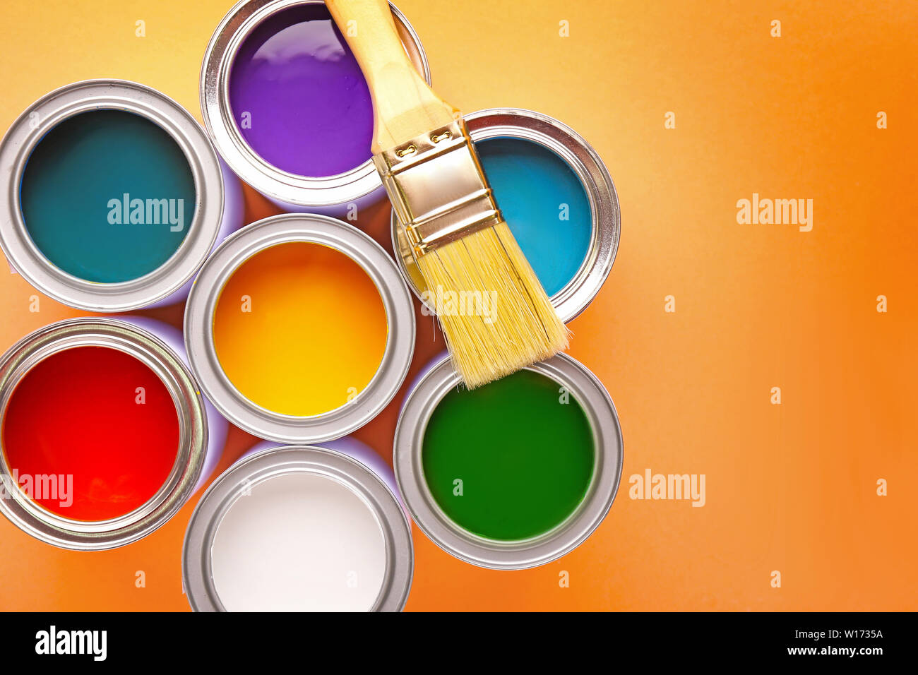 Cans different colorful paints hi-res stock photography and images - Alamy