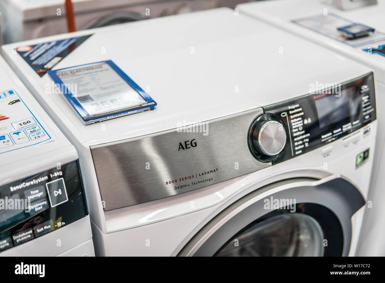 Aeg washing machine hi-res stock photography and images - Alamy