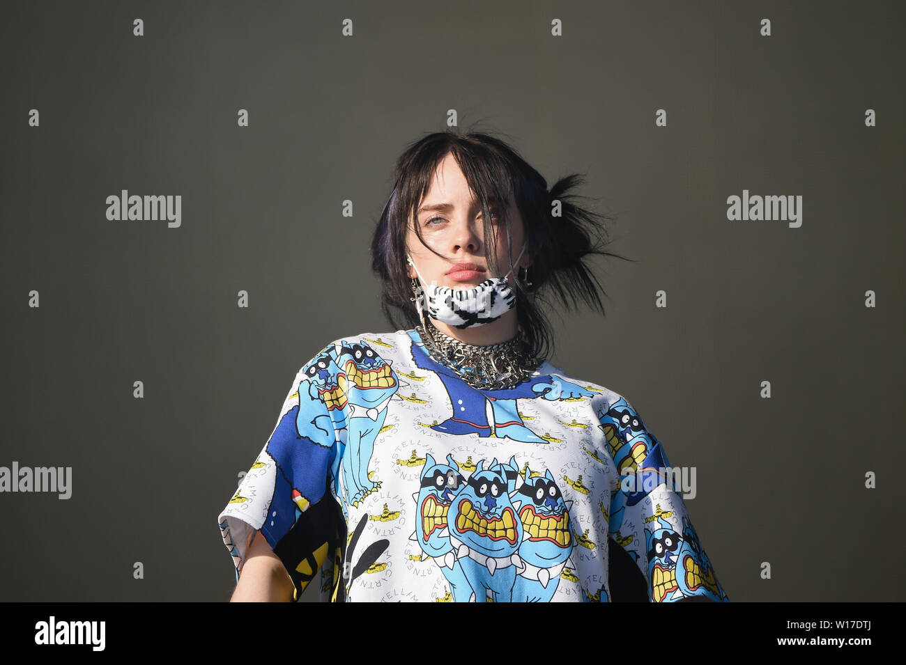 Glastonbury, Pilton, Somerset, UK. 30th June 2019. Billie Eilish performs on the Other stage at Glastonbury Festival on 30th June 2019. Picture by Tabatha Fireman / Female Perspective Credit: Female Perspective/Alamy Live News Stock Photo