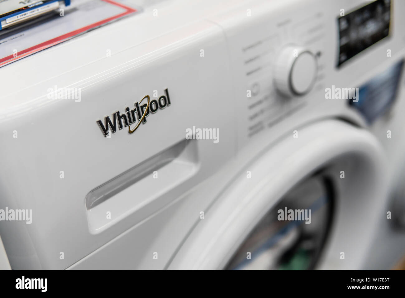 Whirlpool washer hi-res stock photography and images - Alamy