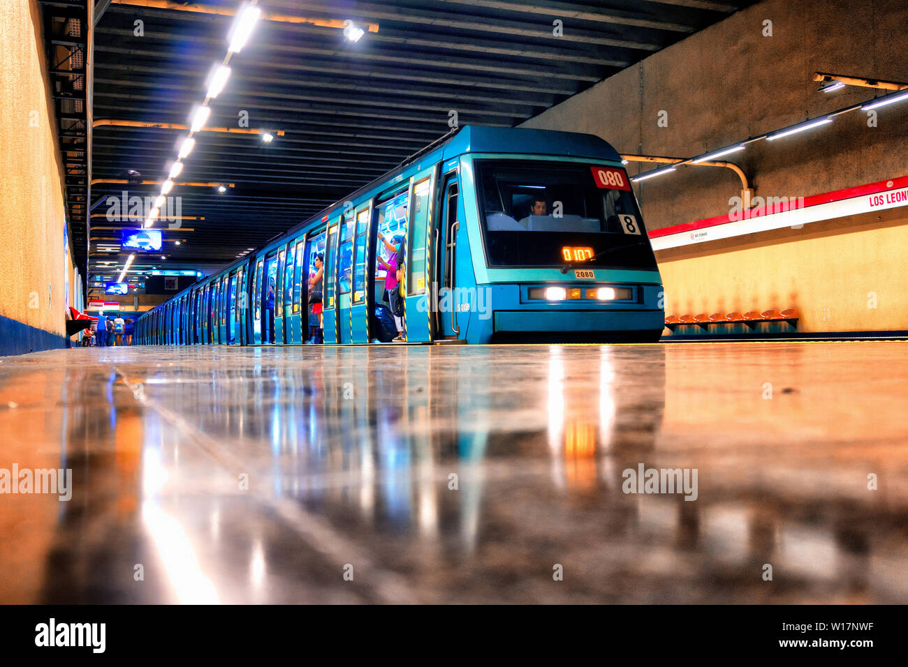 SANTIAGO, CHILE - MARCH 2016: A Santiago Metro NS93, MP89 Paris Metro  based, at Los Leones station Stock Photo - Alamy