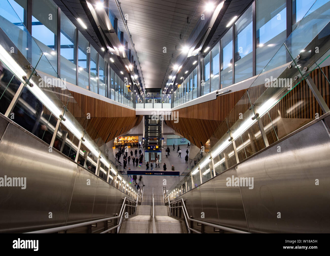 Interior of British Rail, London Bridge Station at rush hour looking