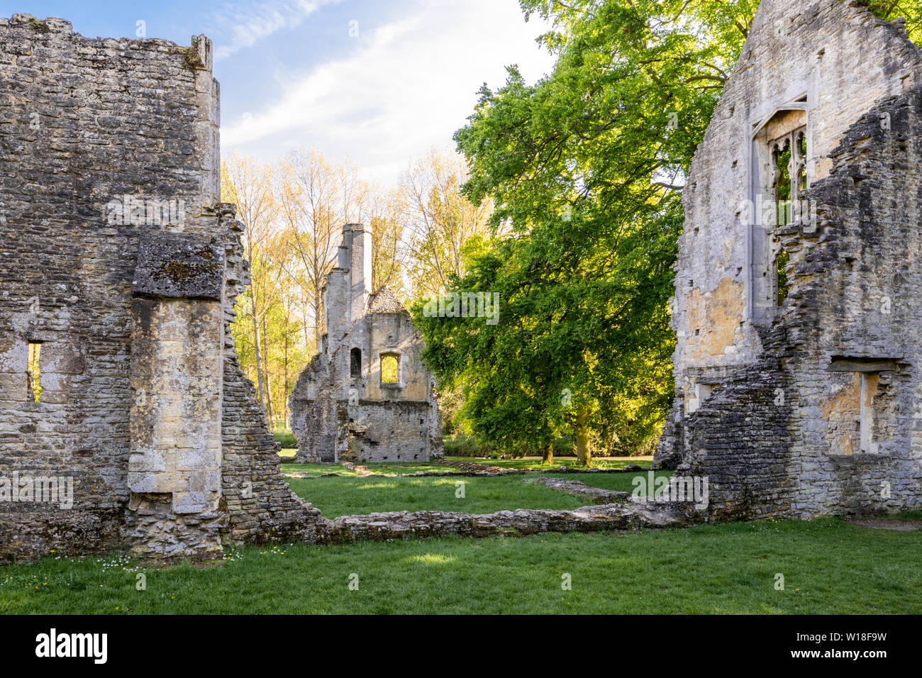 Evening light on the ruins of Minster Lovell Hall, a 15th century manor house beside the River Windrush, Minster Lovell, Oxfordshire UK Stock Photo