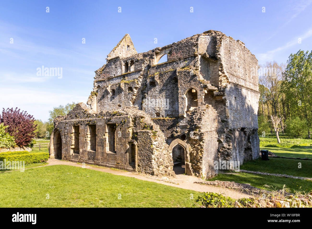 Evening light on the ruins of Minster Lovell Hall, a 15th century manor house beside the River Windrush, Minster Lovell, Oxfordshire UK Stock Photo