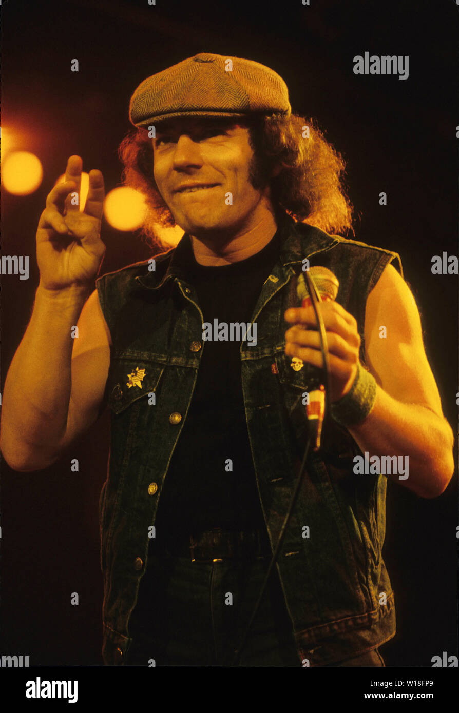 AC/DC US rock group with Brian Johnson about 1983. Photo: Jeffrey Mayer  Stock Photo - Alamy